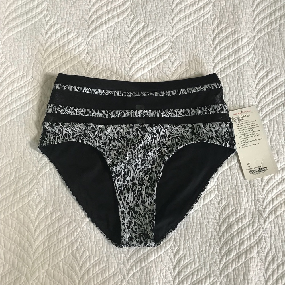 NWT sz6 Lululemon reversible high waisted bottoms